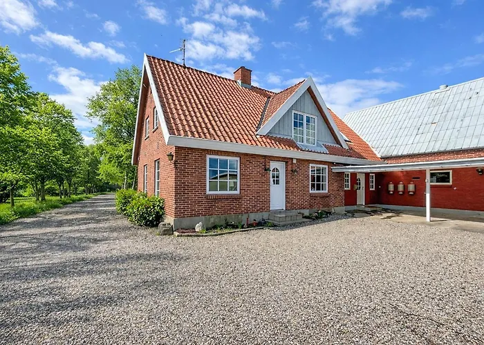 Lovely In With House Sea View Ferienhaus