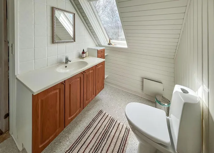 Lovely In With House Sea View